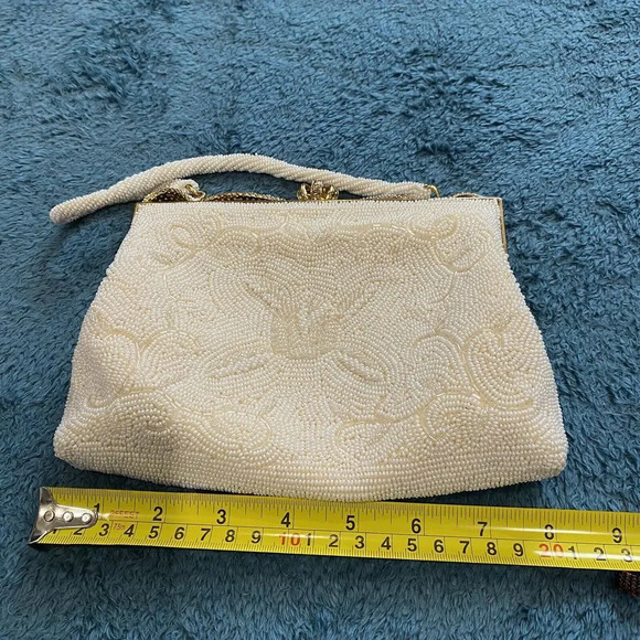 Vintage Women's Handbag Made In Japan Ivory White Italian Bead Purse Clasp - Picture 8 of 16